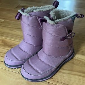 LL Bean Kids' Ultralight Winter Boots, like-new, Mauve Berry, size 1